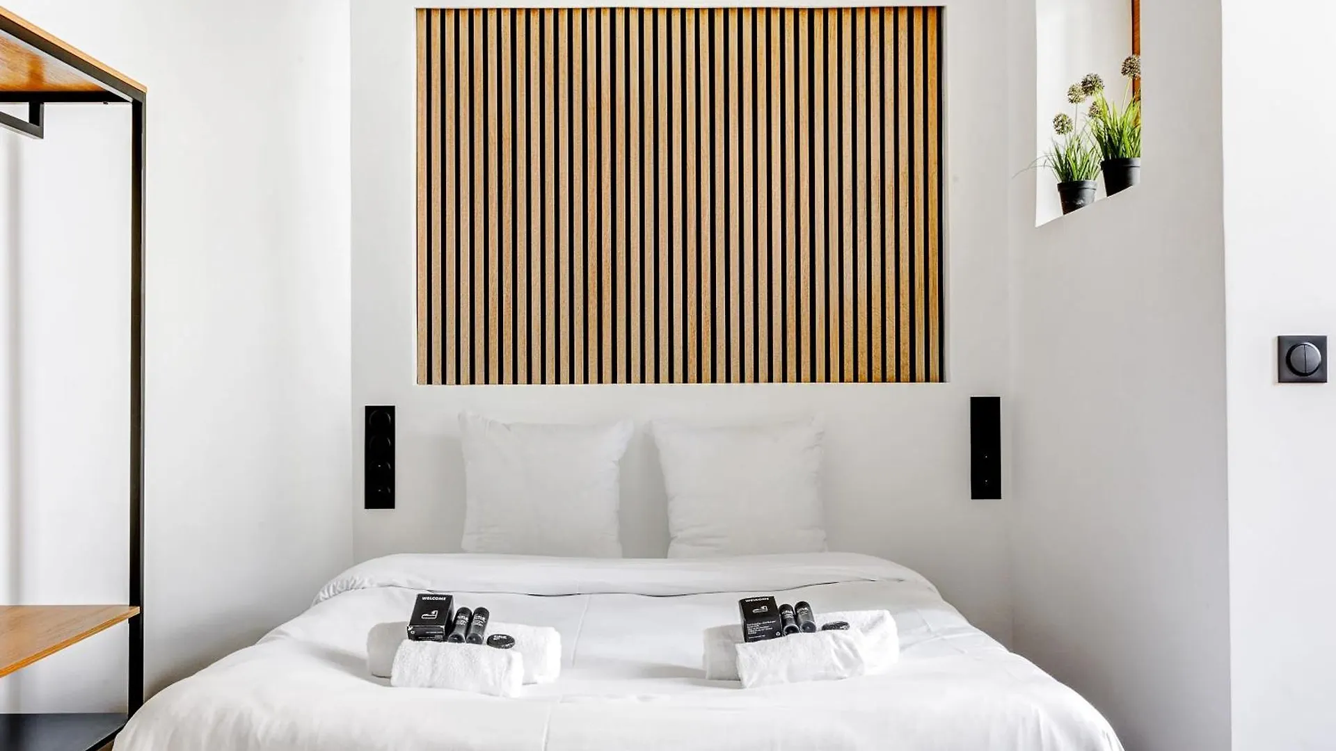 Studio Neuf Et Climatise Sur Les Champs Elysees باريس فرنسا
